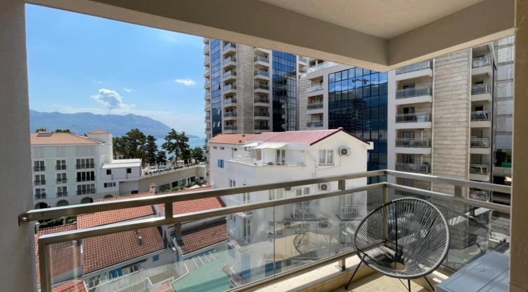 Montesun Fontana Apartments Budva Zewnętrze zdjęcie